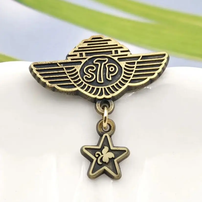 Stone-Temple Pilots Band Enamel Pin STP-Winged Brooches Dangle Star Metal Badge Grunge Rock Music Fans Collection Jewelry Gift