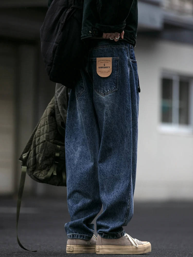 Mens American Streetwear Baggy กางเกงยีนส์สีน้ําเงินเข้ม Vintage 3D กระเป๋าขาตรงกางเกงทํางานกางเกงอินเทรนด์พรีเมี่ยมกางเกง