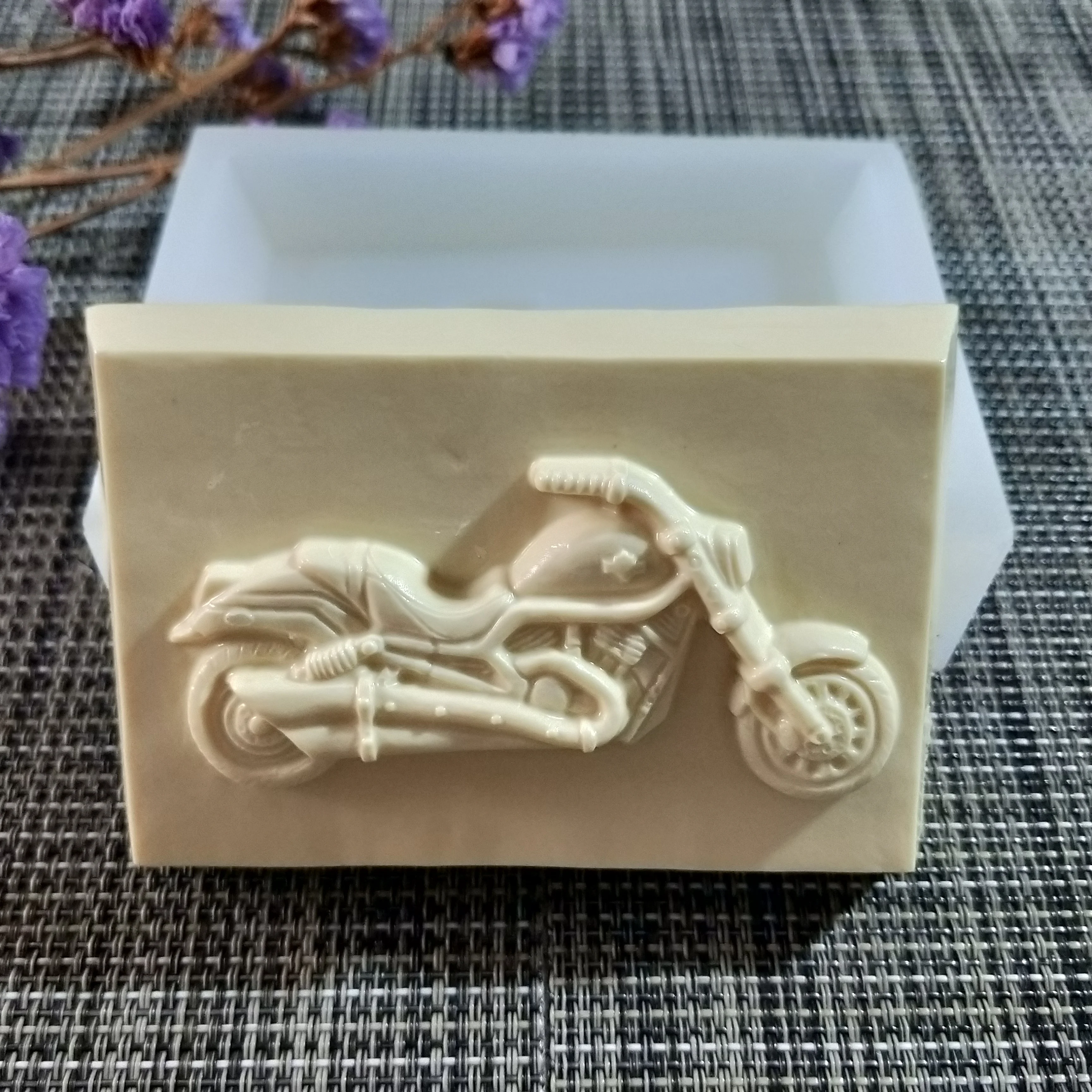 QT0159 PRZY Motorcycle Soap Mould Mold Silicone Handmade Soap Making Molds Candle Mold Silicone Resin Clay Moulds Eco-friendly