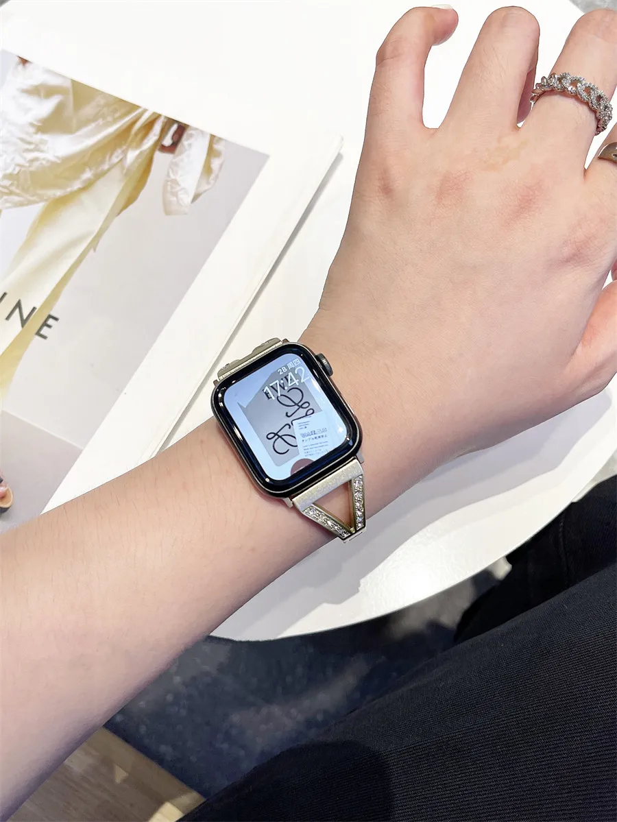 Luxury Diamond Metal Strap for Apple Watch Ultra 49mm 45 38 40 41 42 44mm Stainless Steel Chain Bracelet for iWatch 9 8 SE 7 6 5