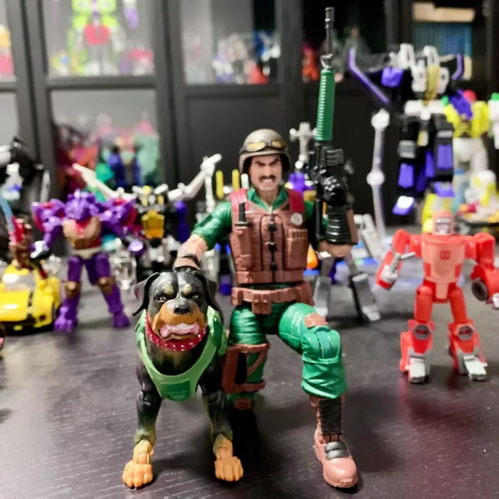 

Хасбро Г.И. Joe GI Joe Classified Series 6 "113 Mutt & Junkyard аниме фигурка модель игрушки коллекция подарки для детей на складе
