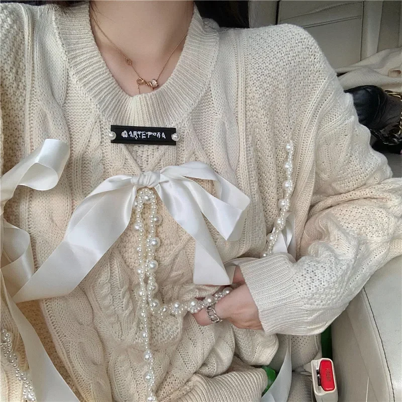 

Autumn Winter Sweet Korean Loose Pearls Chain Bow Hole Knitted Pullover Women Elegant Chic O-Neck Sweater Outerwear Girls Tops