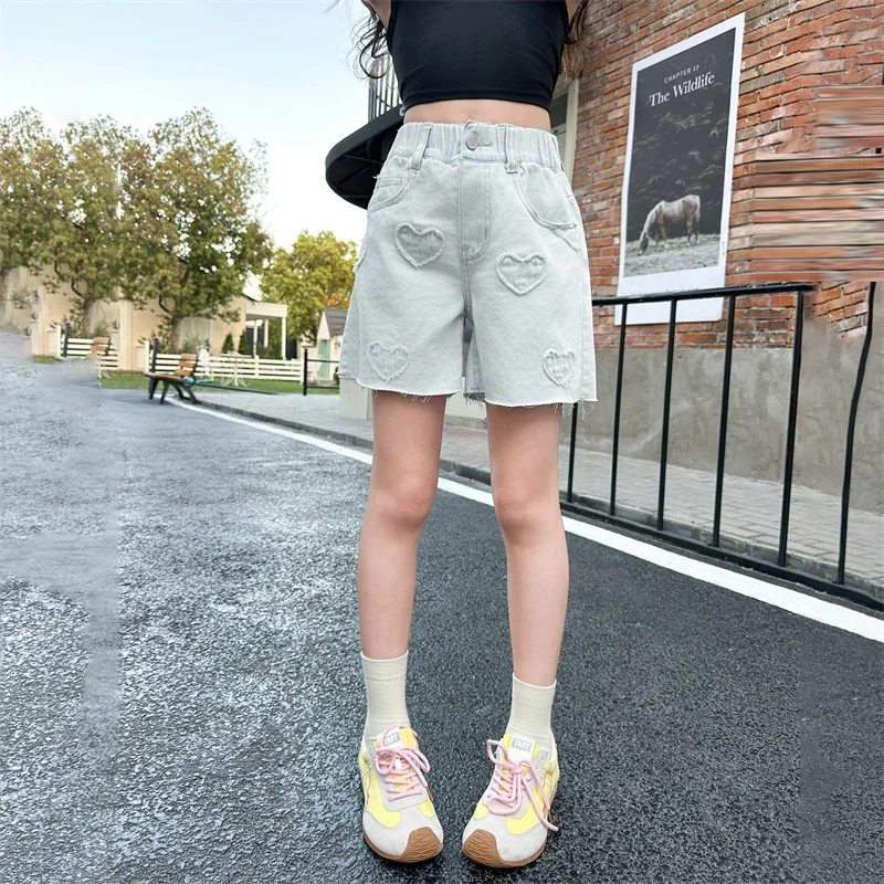 

Hot Sale Tween Girls Heart Pattern Denim Shorts with Pockets Kids Teenager High Waistband Mini Jeans Pants 5 6 7 8 9 10 12 13 14