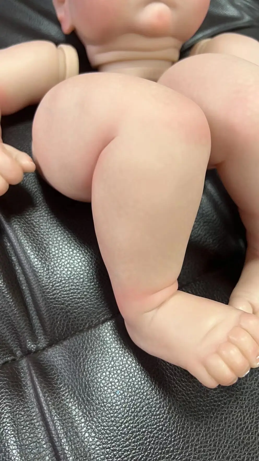 NPK Clearance 20inch Peaches Already Painted Reborn Doll Parts Lifelike Baby 3D Painting with Visible Veins Cloth Body Included