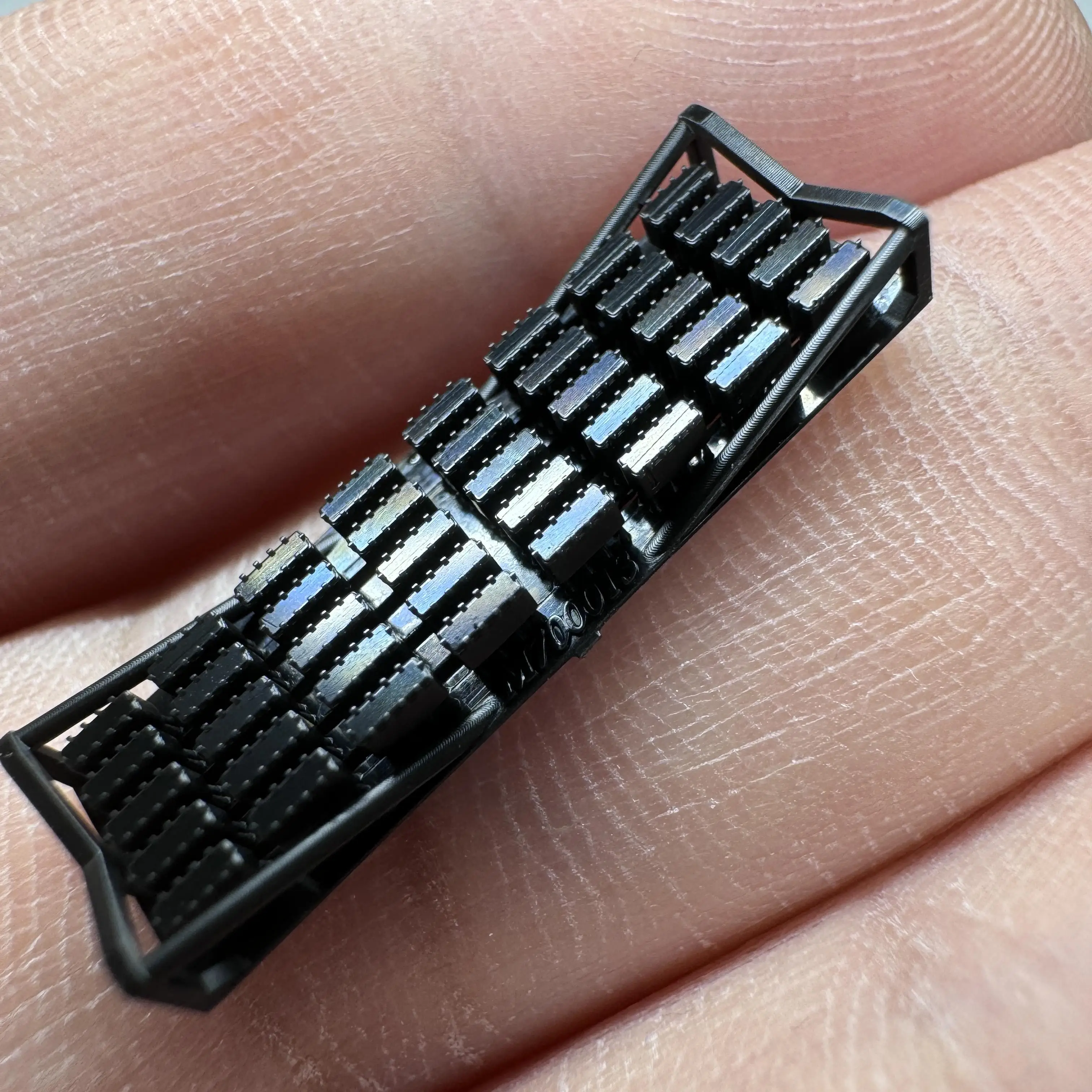 

MUYI МОДЕЛЬ СТУДИО Комплект 3D-печатков M700013 1/700 USN OERLIKON 20MM АММУНИЦИОННЫЙ БЛОКЕР