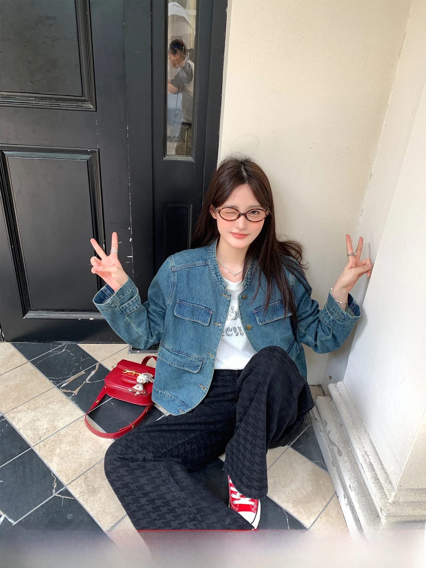 

Синяя женская куртка из смесового хлопка и полиэстера, повседневная, свободного кроя, стандартной длины рукавов, с воротником-стойкой, с эффектом похудения