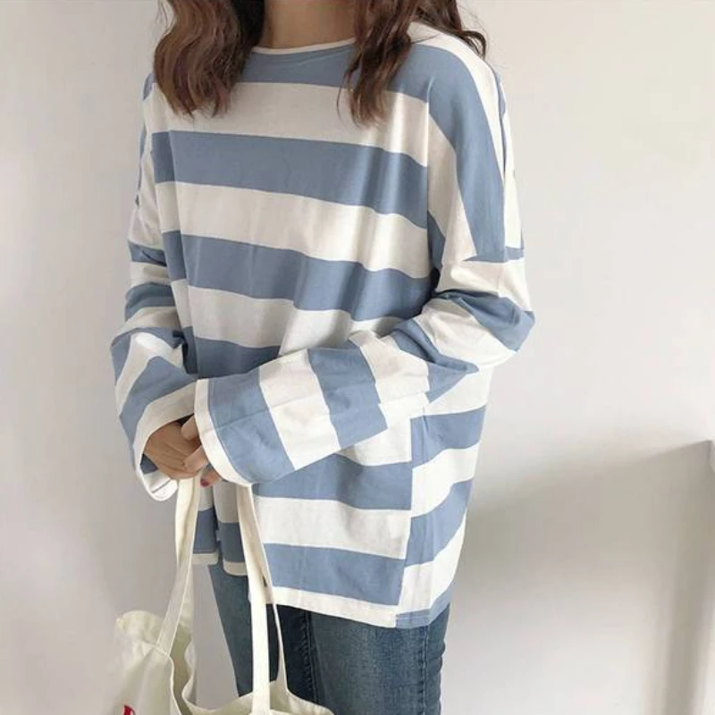 2024 Loose Clothing White Tee Plain Top for Women Striped Black Woman T-shirt Novelties Korea Stylish Tall Kpop Polyester Tshirt