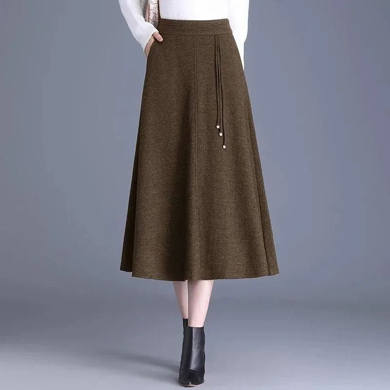 Woolen Skirt Women's New Style High-waisted Mid-length Umbrella Skirt Black Knee-high Woolen A-line Skirt