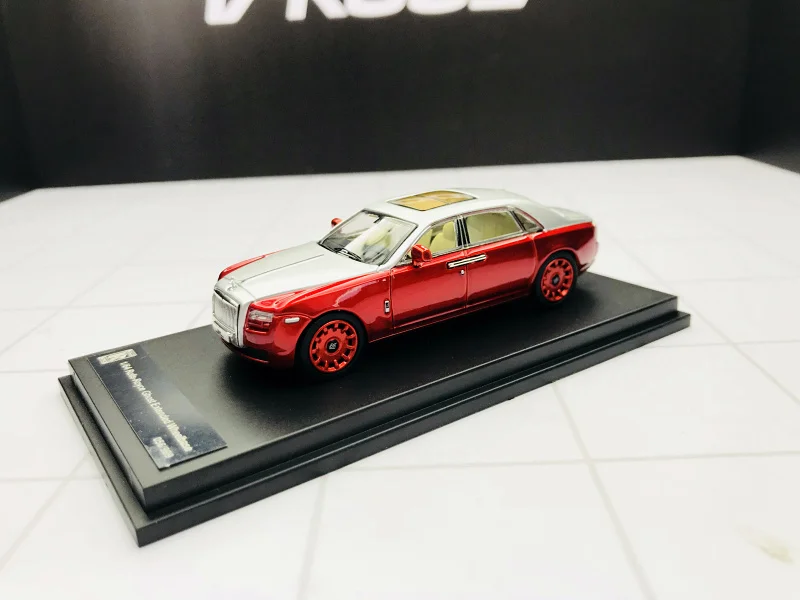 DCM 1:64 Rolls-Royce Ghost red alloy car model static car decoration toy gift