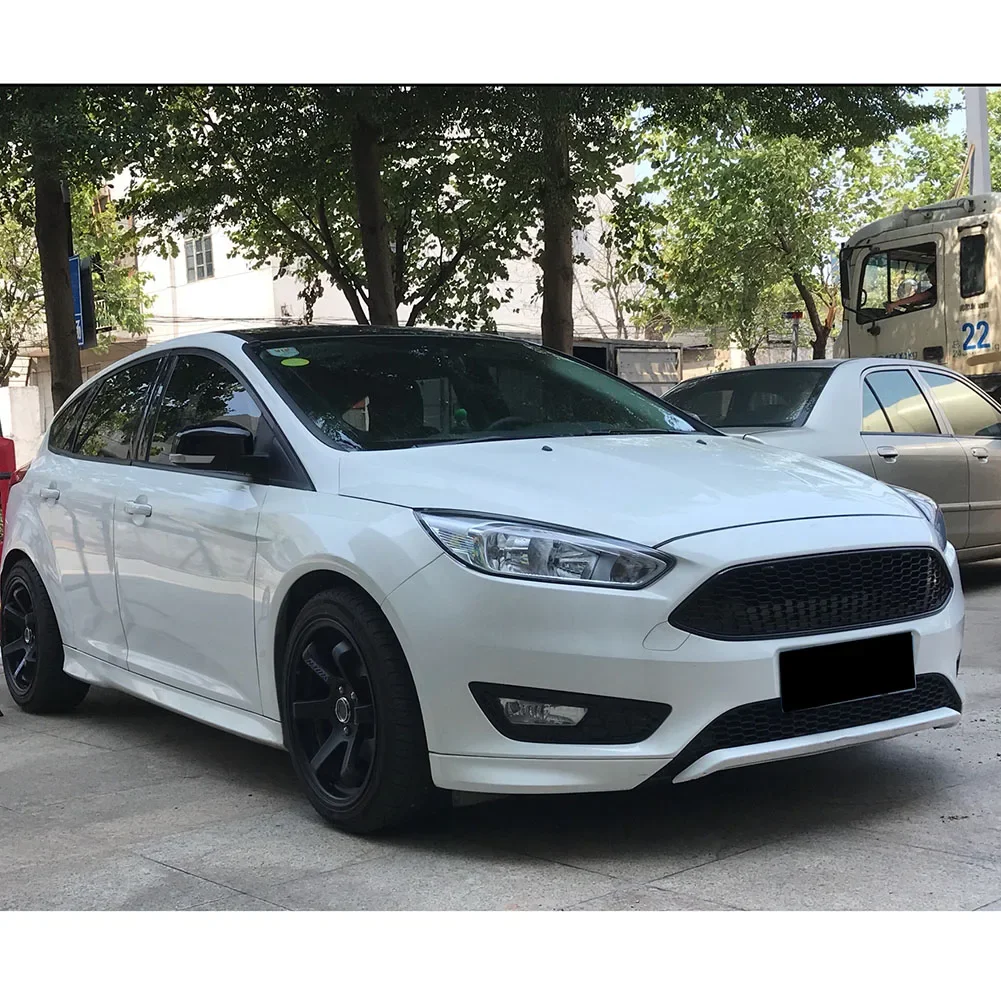 รถด้านหน้ากลางรังผึ้งตาข่าย Grille กันชน Fit สําหรับ Ford Focus 2015 2016 2017 2018 Hatchback ซีดาน