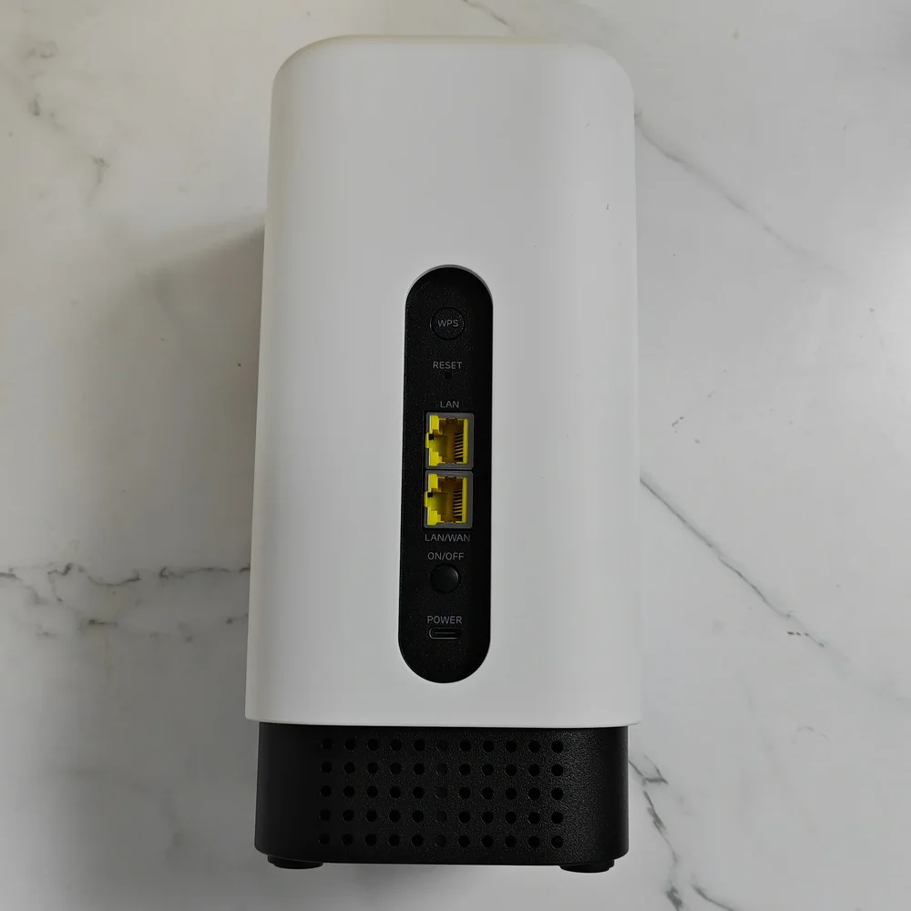 Smart 5G Hub HH20C WiFi 6E CPE Router Triple Band Wi-Fi Easy Mesh 5G 4G LTE Broadband Indoor Modem With Sim Card Slot