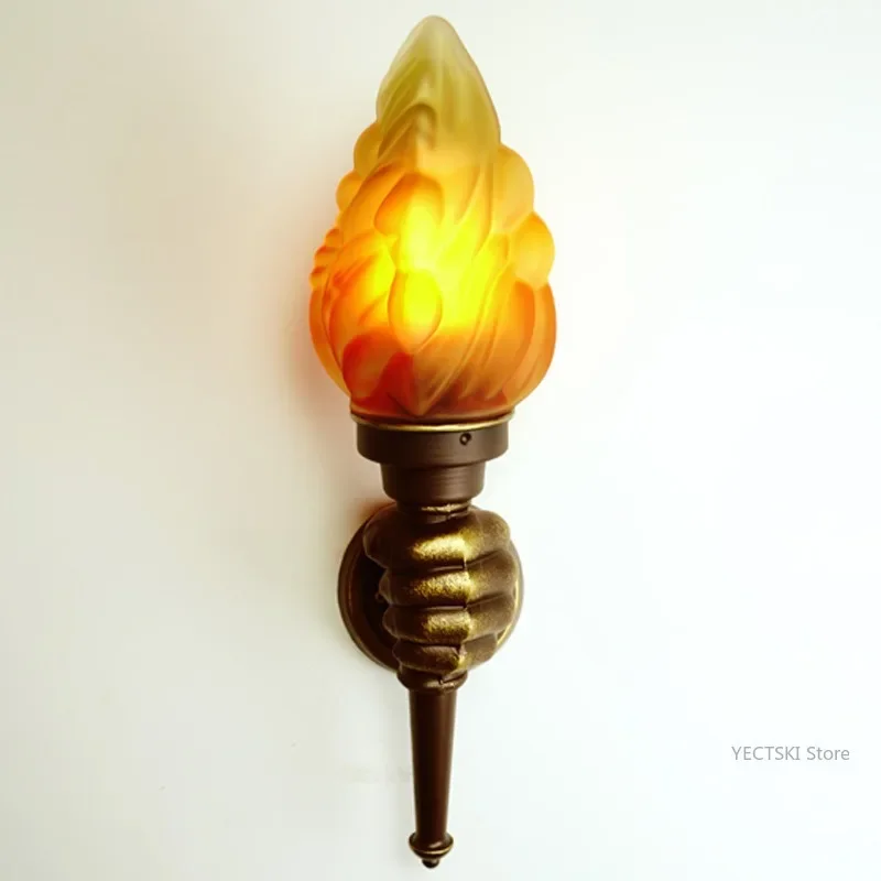 

GHJUYIOL Vintage Torchbearer Wall Lamp Homestay Restaurant Corridor Torch Wall Mounted Balcony Wall Mounted Torch Lamp