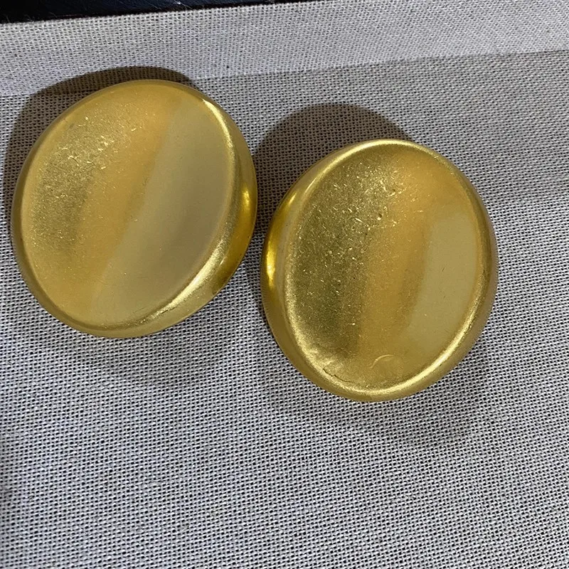 Vintage übertriebene geometrische große Metall-Ohrstecker für Frauen, europäische und amerikanische Persönlichkeit, Party-Schmuck, Trend-Accessoires – Detail 7