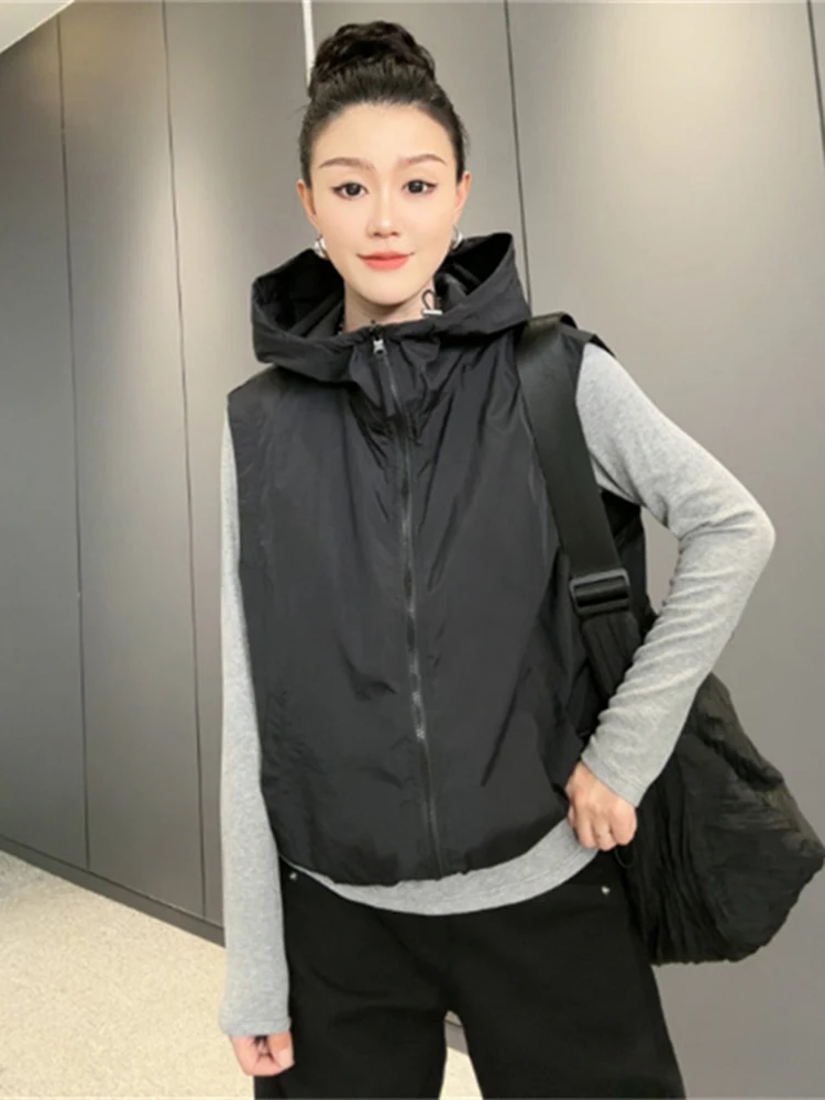 

Модный повседневный женский жилет на молнии, новинка лета 2024, солнцезащитная верхняя одежда с капюшоном, простая двусторонняя модель