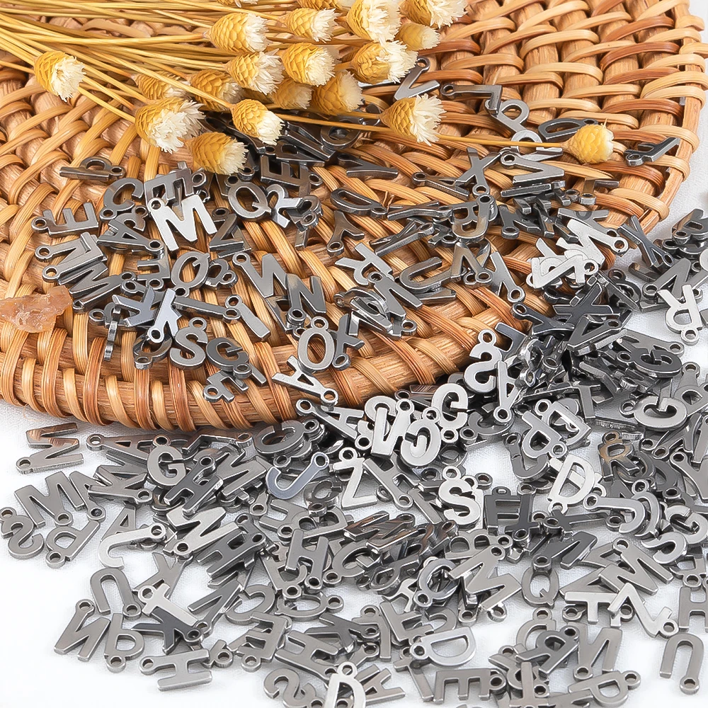 50pcs Random English Initial Letters Stainless Steel Alphabet Pendants DIY Earrings Necklaces Jewelry Making Accessories