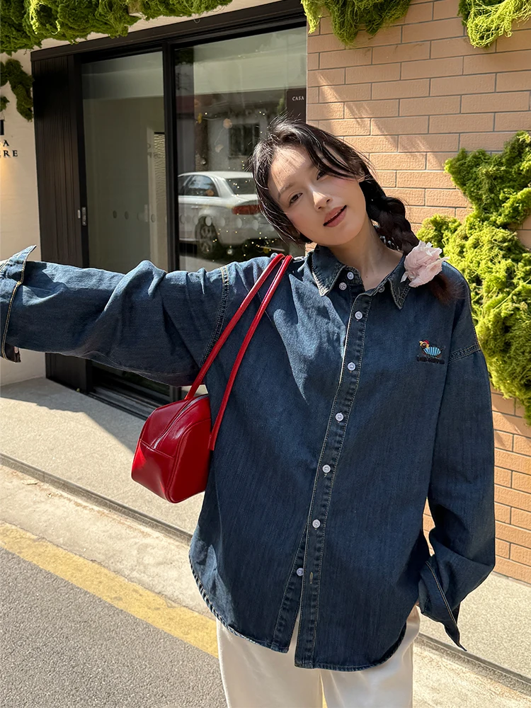 

Korean Sle Long Sve Embroidered Sausage Dog Denim irt Women's Spring 2025 Casual Loose Fit Warm Outerwear