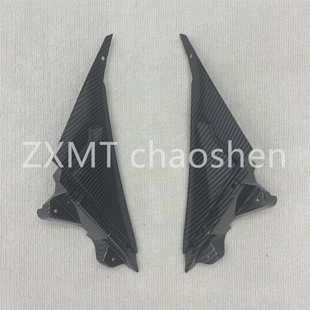 

The motorcycle is suitable for the carbon fiber paint radiator guard plate of Kawasaki Ninja 636 Ninja ZX-6R 2024 2025