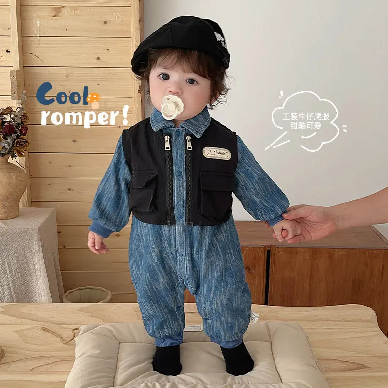 

Baby Super Cute Set 2025 New Winter Baby Korean Edition Vest Newborn Plush Cowboy Crawler Set Two Piece