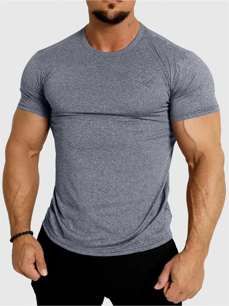Neues eng anliegendes Sport-T-Shirt für Herren, schnell trocknendes Fitness-Sweatshirt, kurzärmeliges Top, Lauftraining, Sommer-T-Shirt