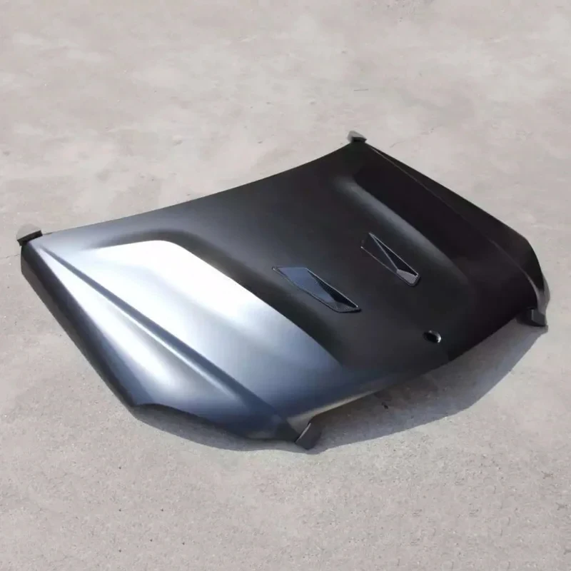 

High Quality Car Hood C-Class W204 C63 Style