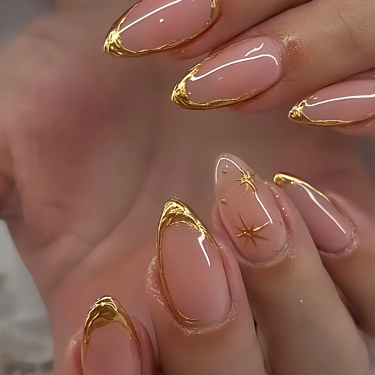 24pcs/set Nude Fake Nails with Golden Frame Star Print Full Cover Almond Shape Nail Tips Reusable Press on Artificial Nails Art