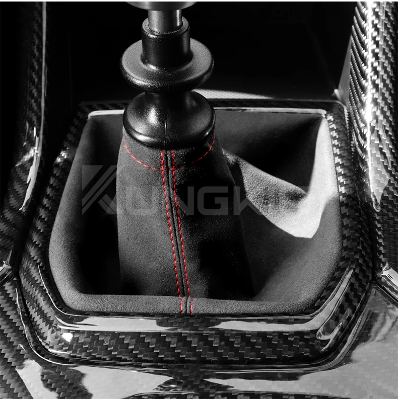 Italienisches Premium-Wildleder für Subaru WRX 2022 2023 2024 2025 Manueller Autoknauf Schalthebelmanschette Staubschutz Innenzubehör – Detail 8