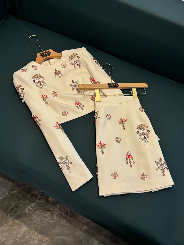 

Высококачественная юбка из двух предметов с бусинами и бриллиантами, украшенная тяжелой работой, небольшой аромат, европейские товары, комплект из двух предметов, юбка