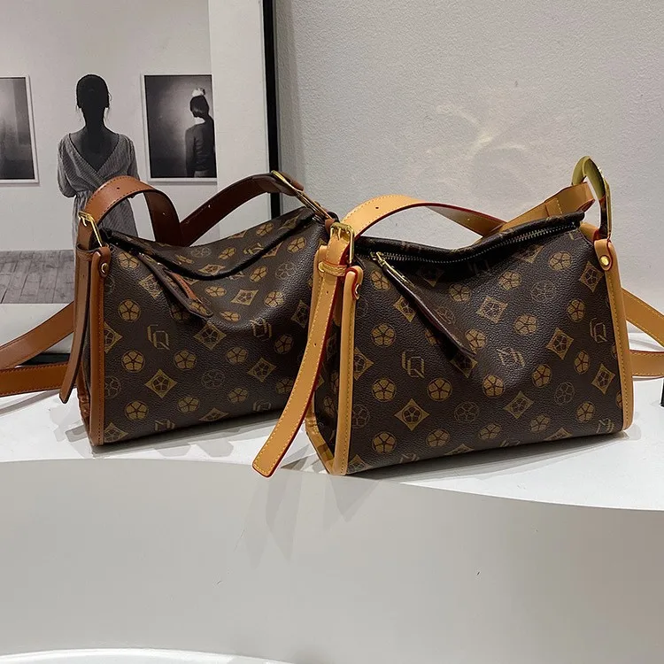 

Нишевая сумка-подушка 2025 года, роскошная женская сумка через плечо, шикарная сумка через плечо, минималистичная сумка «день-ночь», текстурированная сумка-слинг