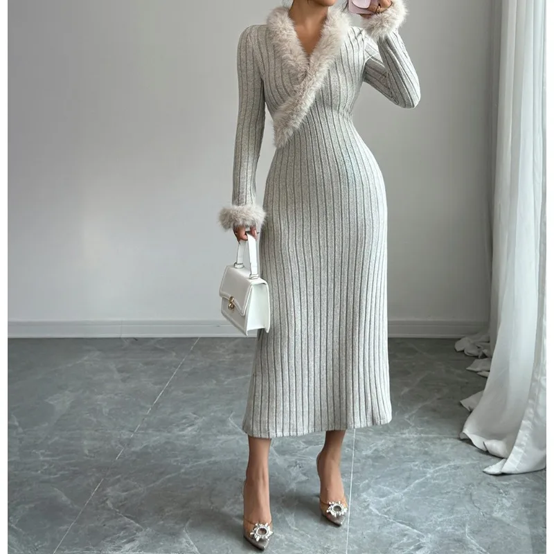 

2025 Autumn/Winter Elegant Pure Color Long-Sleeved A-line Skirt Dress