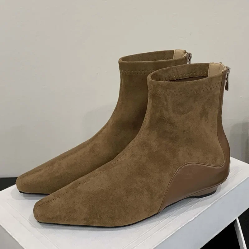 

Eilyken/2023, новые осенне-зимние модные женские ботильоны на низком каблуке с острым носком, лаконичная женская обувь в стиле панк на молнии