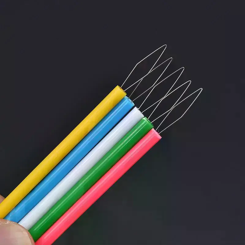 Cylindrical Needle Threader Tool for Sewing Beading Craft - Portable Colorful Plastic Threader for Hand Sewing Embroidery DIY