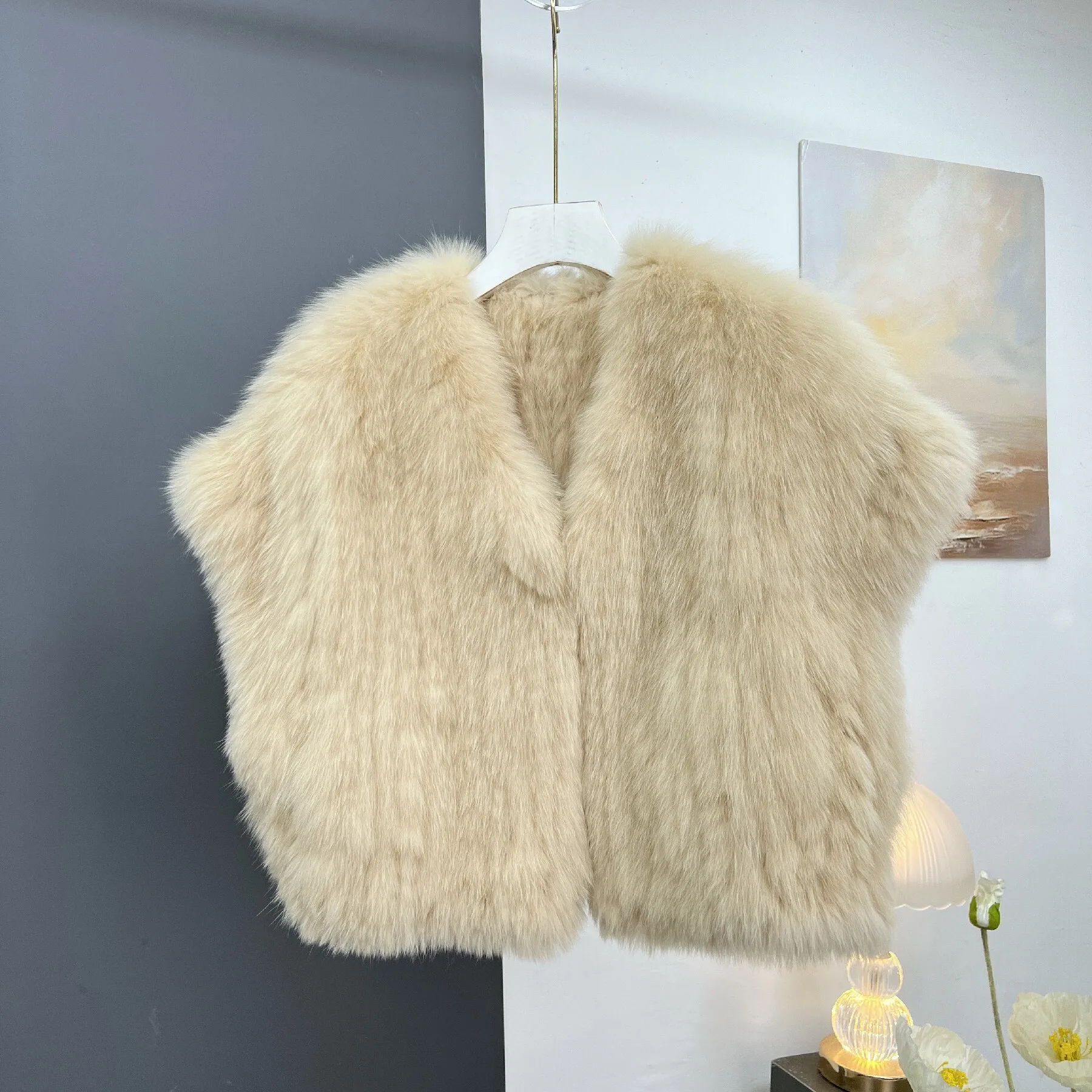 Haining fur real fur fur thick double-sided woven vest women's flying sleeves, paired with a fur coat young style