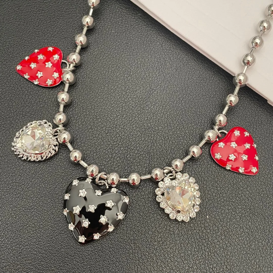 Necklace Temperament Light Luxury Fashion Heart Pendant For Women Luxury Collares  Mujer Collar Jewelry Collier Femme Pendant