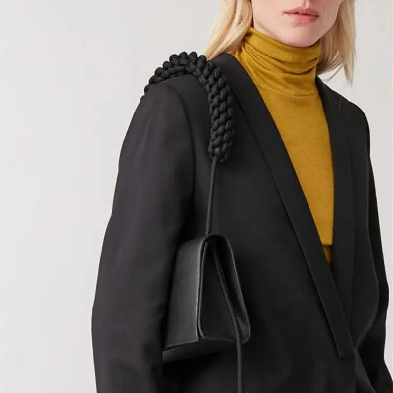 Luxury Niche Woven Shoulder Strap Handbag Highend Fashion Simple Shoulder Bag Casual And Versatile Small Square Bag Commuter Bag