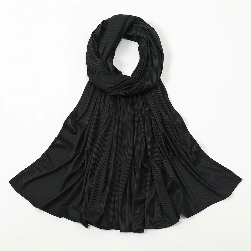 

Cross-border hot mining new knitted thread cotton women's striped solid color scarf Malay Indonesia popular bandana