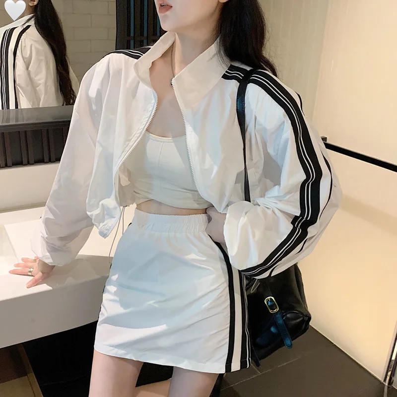 Sports Style Suits Women Summer Korean Long-sleeved Navel Tops and Fashion Skirts Two Piece Sets Casual Womens Clothes