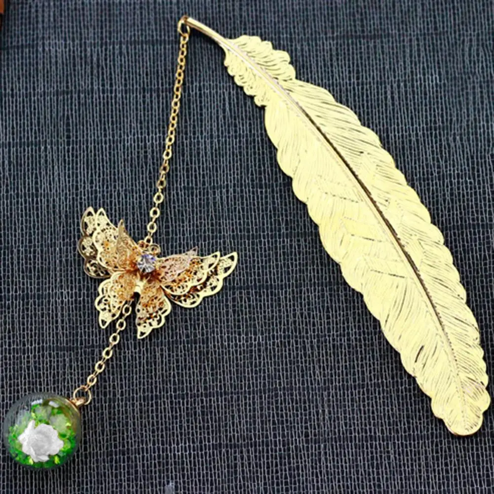 ヴィンテージのメタルフェザーブックマーク,ギフトボックス,リアルな3Dバタフライペンダント,ドライフラワー,ブック愛好家のアクセサリー