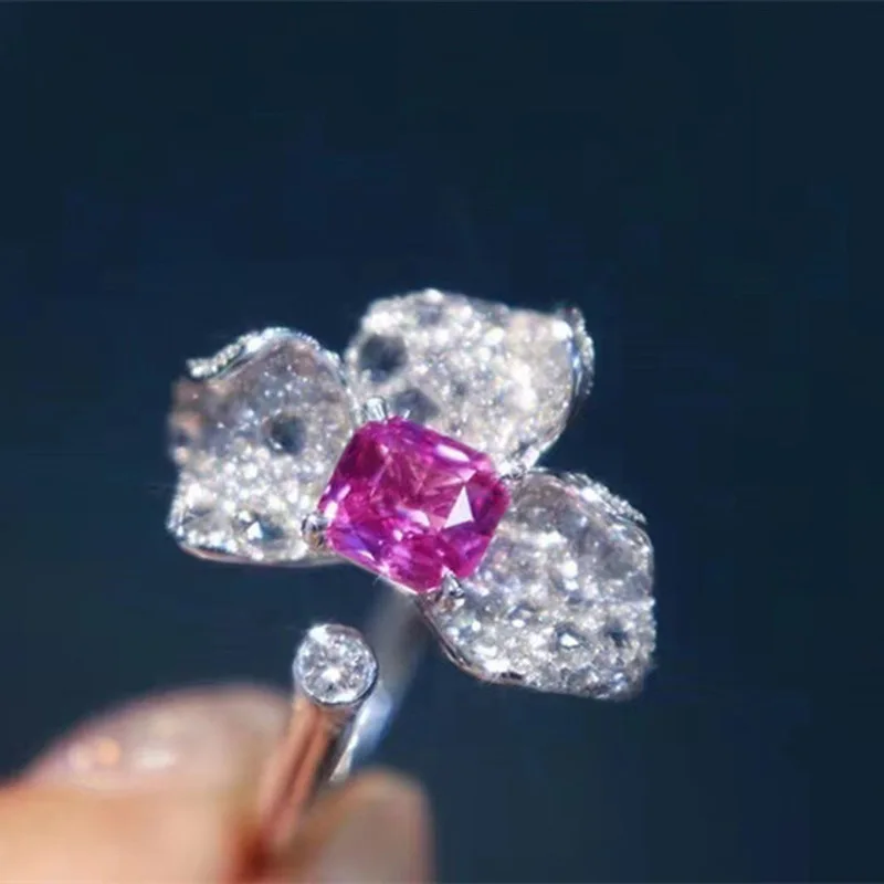 Geometric Fluorescent Color-Changing Red Corundum Set with Diamond Purple Hibiscus Ladies Fashion Party Ring 925 Silver Quality