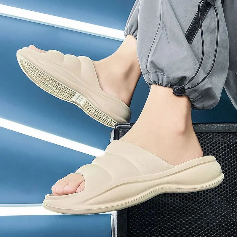 

Popular Large-size Slippers Men's Summer 2025 Home Wear Non-slip and Deodorant Super Soft Beach Sandals