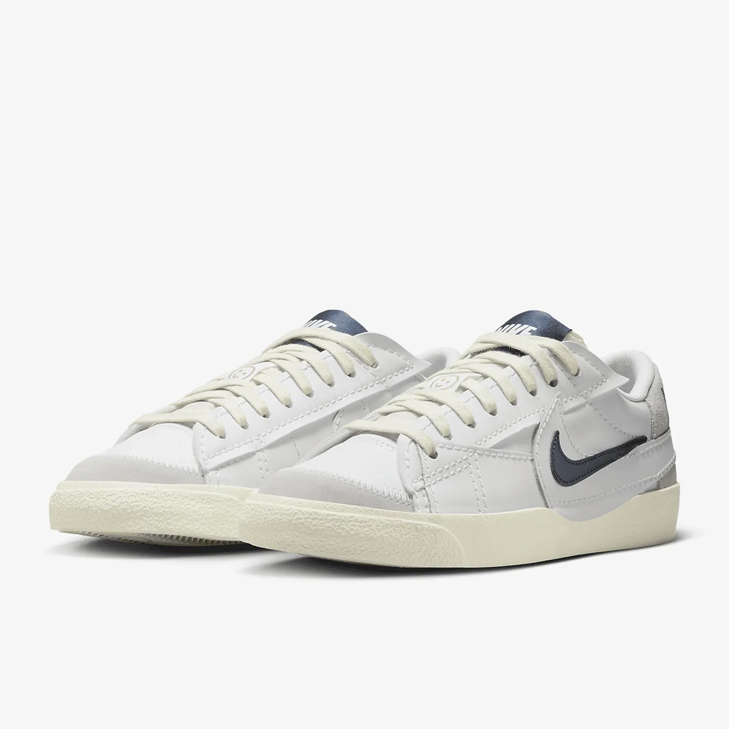 حذاء رياضي كاجوال للجنسين من Nike Genuine Blazer Low '77 Jumbo FD0378-121 #1