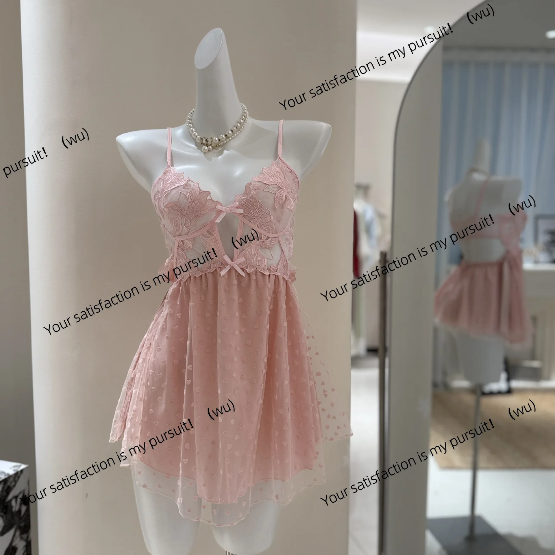 Girl polka dot pure desire wind suspender nightdress mesh yarn with chest pad sexy pajamas French new summer pajamas short skirt