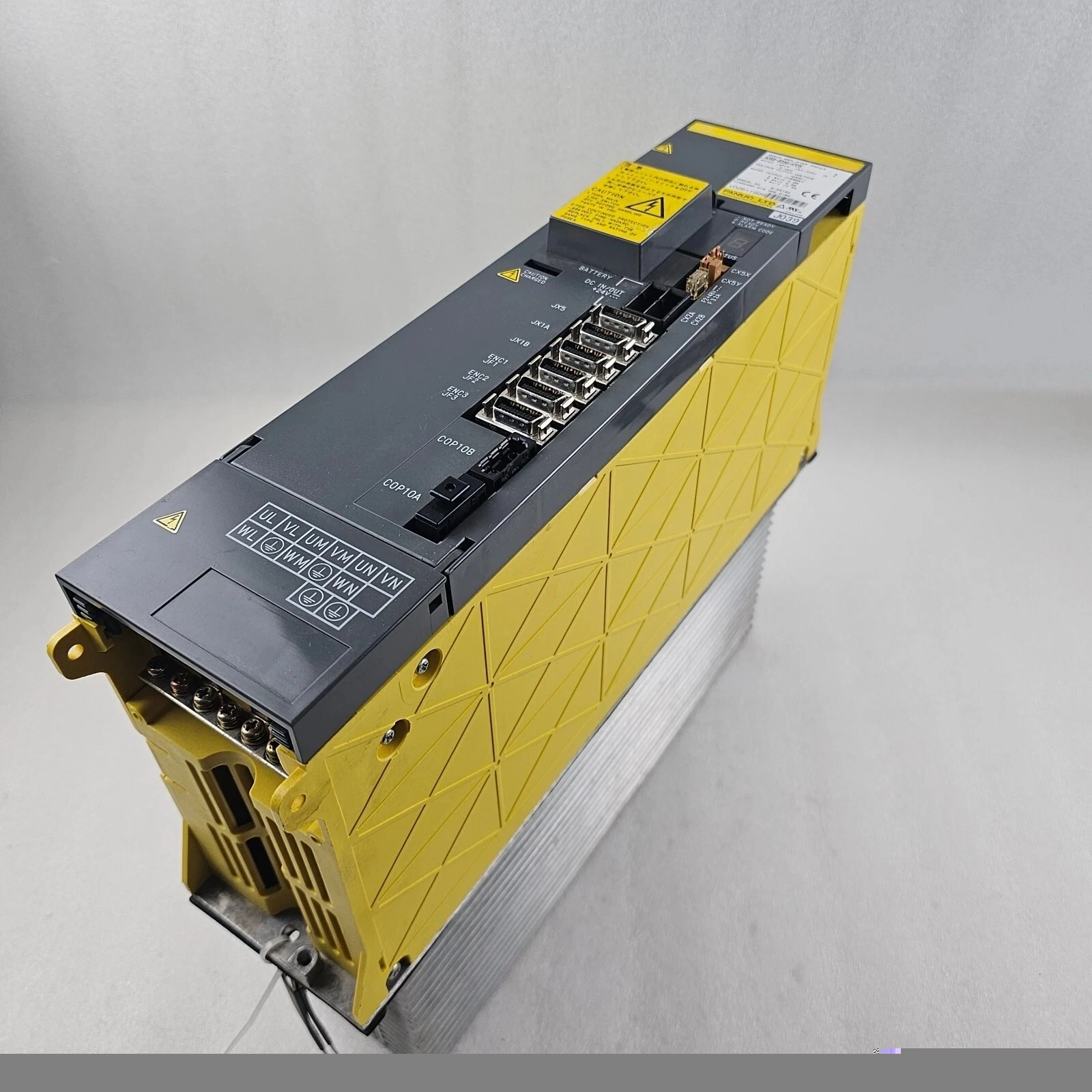 

A06B-6096-H305 Для сервопривода FANUC A06B-6096-H305 Сервоусилитель