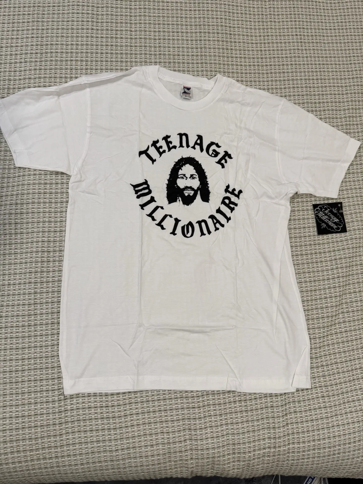Vintage Teenage Millionaire T-shirt Size L White Screen print 2004 NWT USA