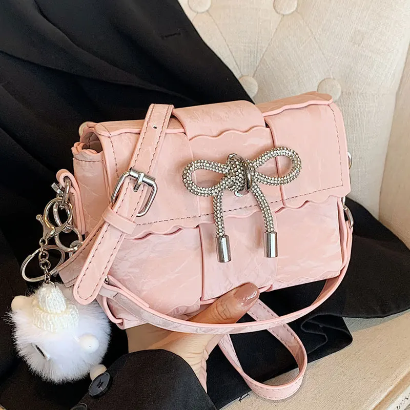 

Новая модная нишевая дизайнерская тканая квадратная сумка, женская универсальная сумка через плечо для отдыха в иностранном стиле