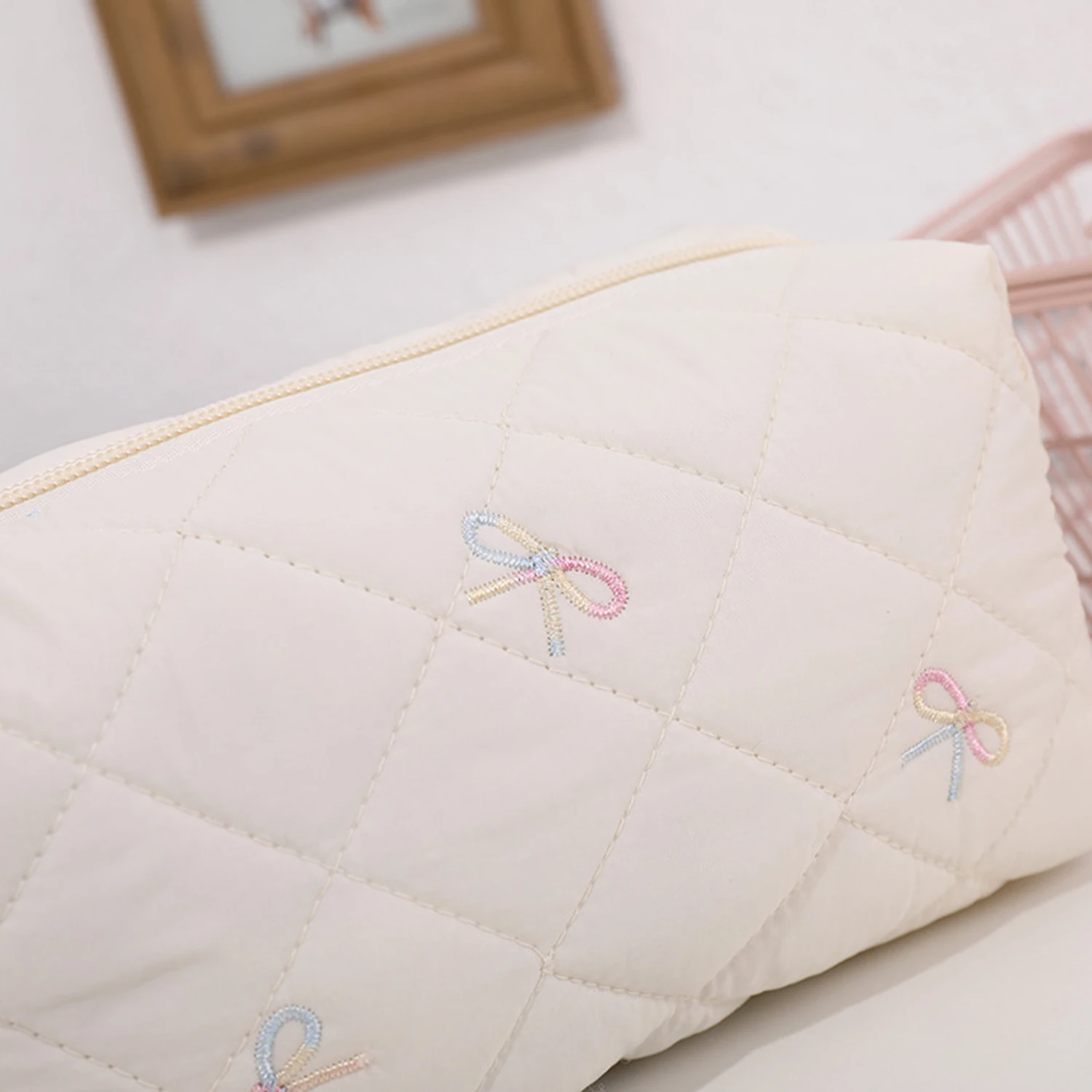 Student Pencil Case With Exquisite Bow Embroidery Ideal For Organizing Stationery Desktop Supplies Portable For Back-to-school view 4