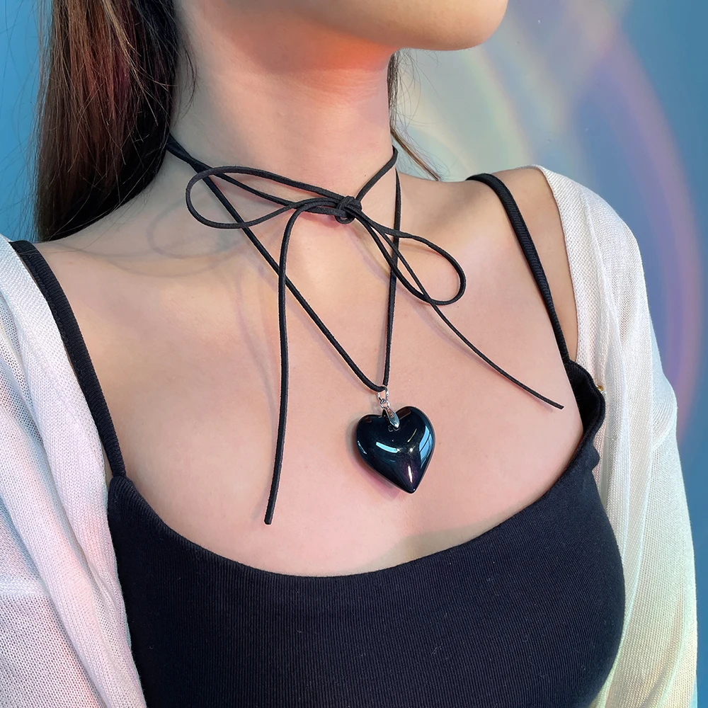 Diy Jewelry Goth Black Velvet Big Heart Pendant Choker Necklace for Women Elegant Weave Knotted Bowknot Adjustable Chain