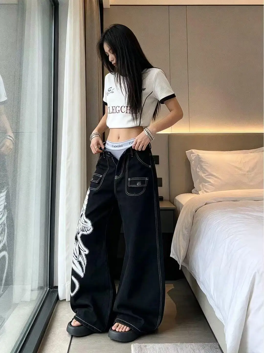 Cleanfit Graffiti Wide Leg Jeans Men's Women's American High Street Design Bell Bottom Straight Leg Trousers Casual Denim