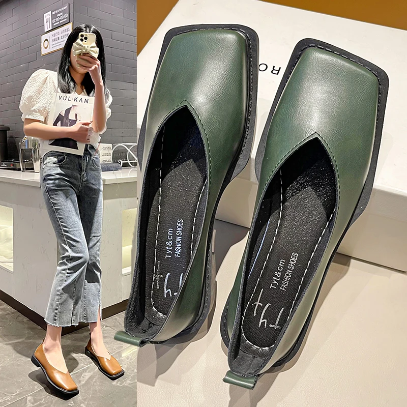 2023 Flat Shoes Women Square Toe Single Shoes Simple Temperament Leather Shoes Spring  round toe heels