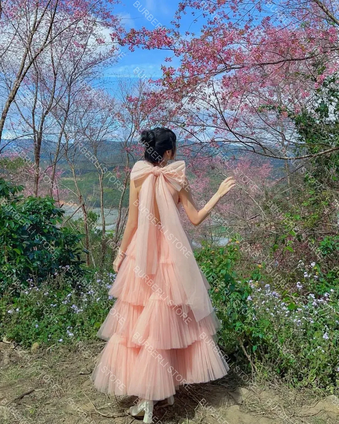 Sweet Nude Pink Tulle Summer Dresses Pretty Halter Bow Mesh A Line Formal Party Dress Sexy Backless Puffy Ruffles Prom Gowns