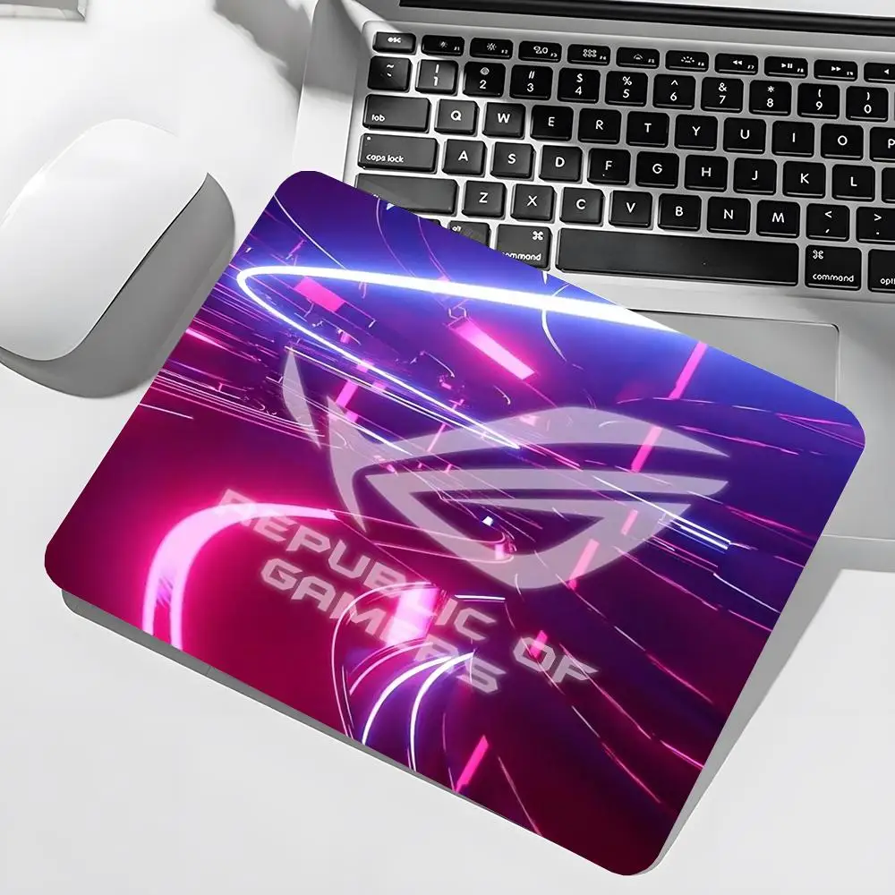 ASUS ROG Mouse Pad Gamer Large Size Office Desk Protector Mat 450x400X2MM Waterproof Desktop Mouse Pad